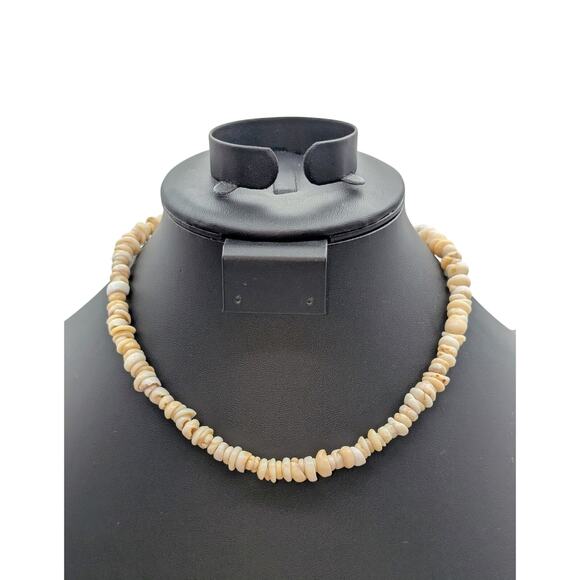 Vintage Genuine Puka Shell 16.5" Barrel Clasp Necklace - Picture 1 of 5